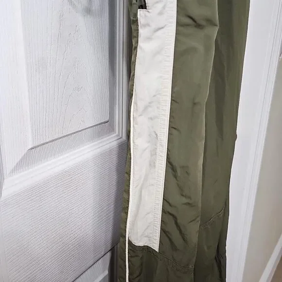 Forever 21 Women's Olive Green & White Colorblock Nylon Jogger Pants, Size XS. - Picture 3 of 5
